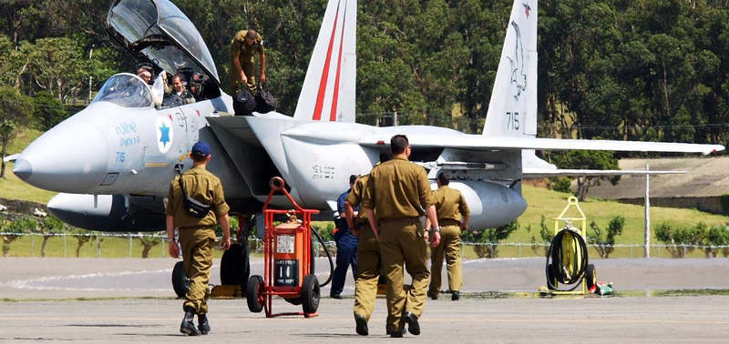 Illustration for article titled The Amazing Saga Of How Israel Turned Its F-15s Into Multi-Role Bombers